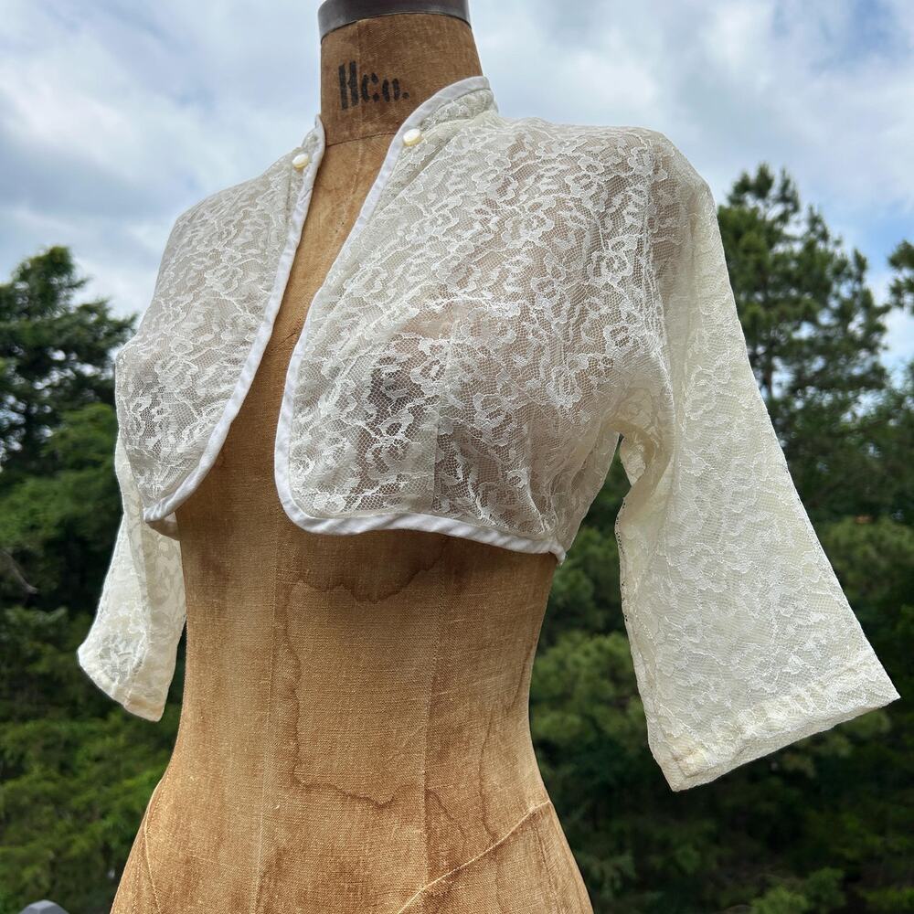 Vintage 50s White Illusion Lace 3/4 Sleeve Cropped Bolero XS